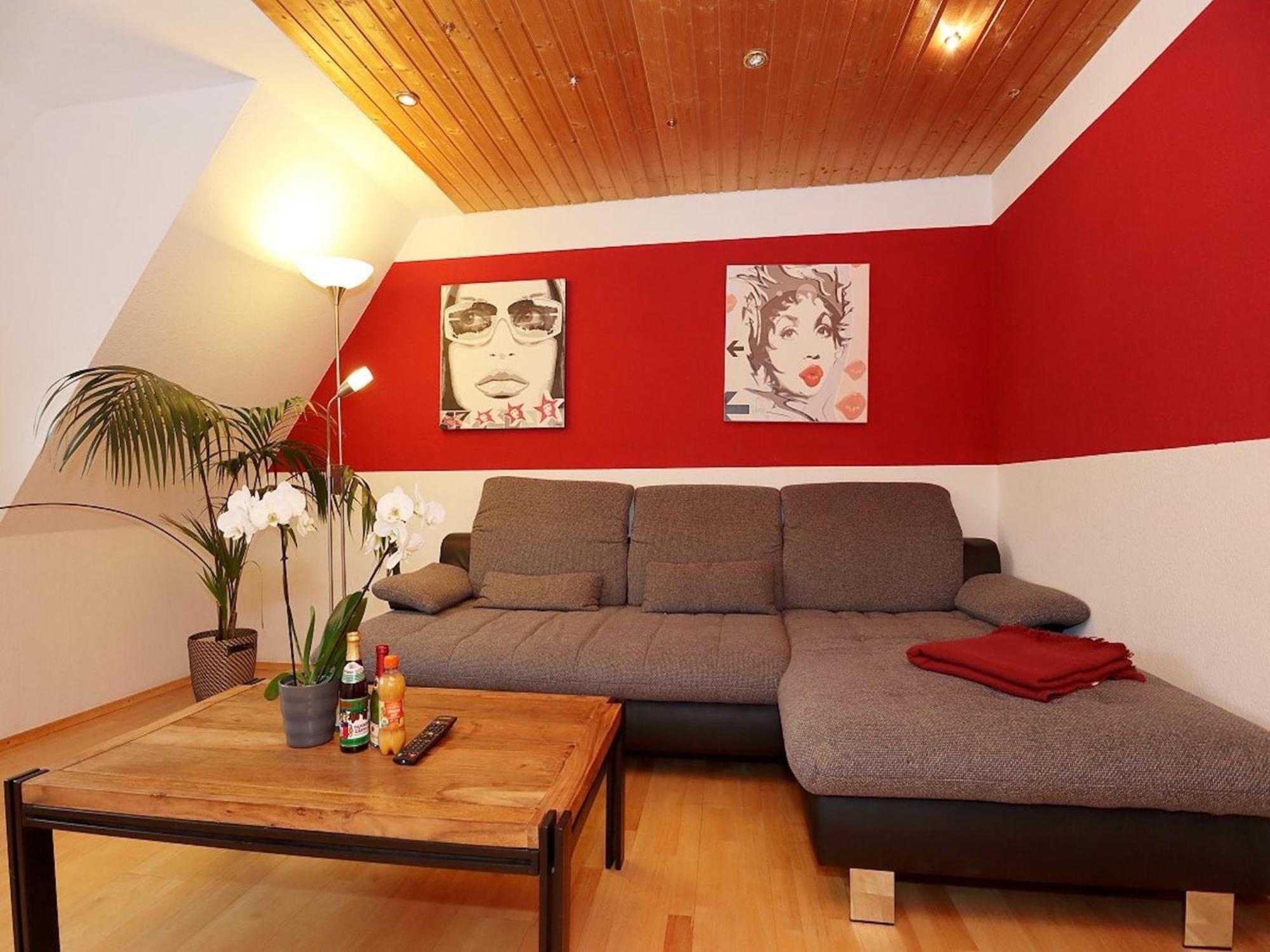 Cozy Apartment In Schwenningen With Garden Villingen-Schwenningen Exterior photo